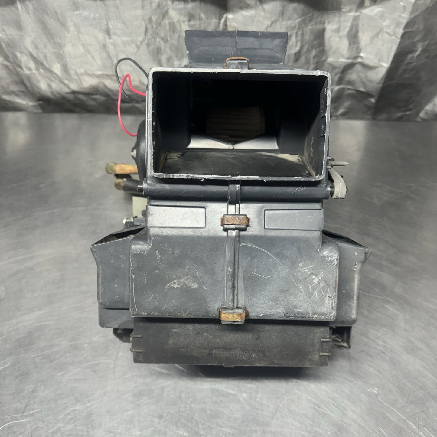 1977-79 Toyota Corolla TE KE30 Blower Motor Heater Core Box Assembly 87110 #1