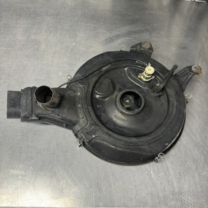 Toyota Corolla SR5 4AC 1.6 Air Cleaner Rear Wheel Drive Liftback Sedan #2