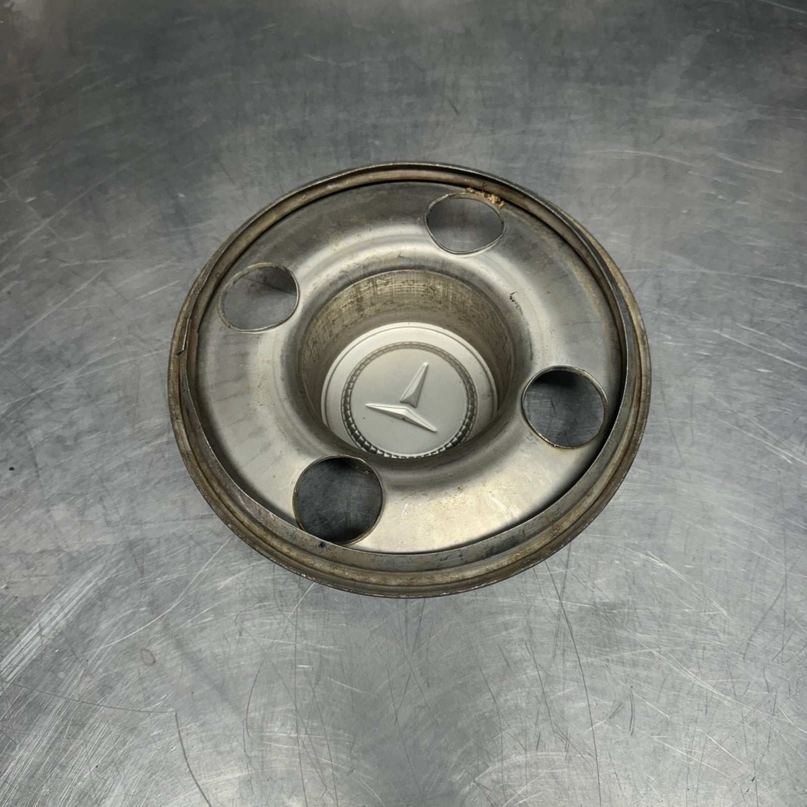 1970s 80s Toyota Corolla Sprinter Celica Corona Metal Wheel Center Cap Hubcap #2