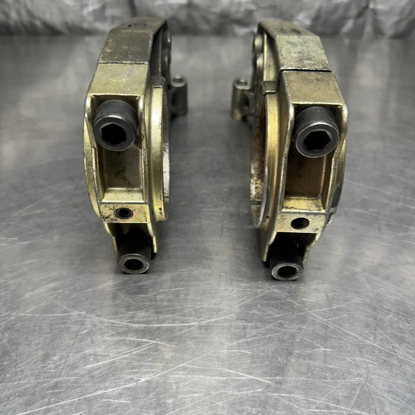 Howe 31991, Kit Cadmium Steel Trailing Arm & Shock Mnt Performance Racing Pair