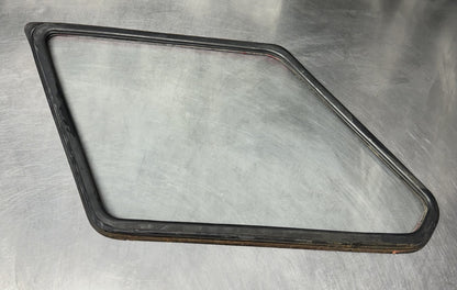 For Toyota  Corolla TE72 WAGON Quarter glass Right SEAL 1980-1983 #1
