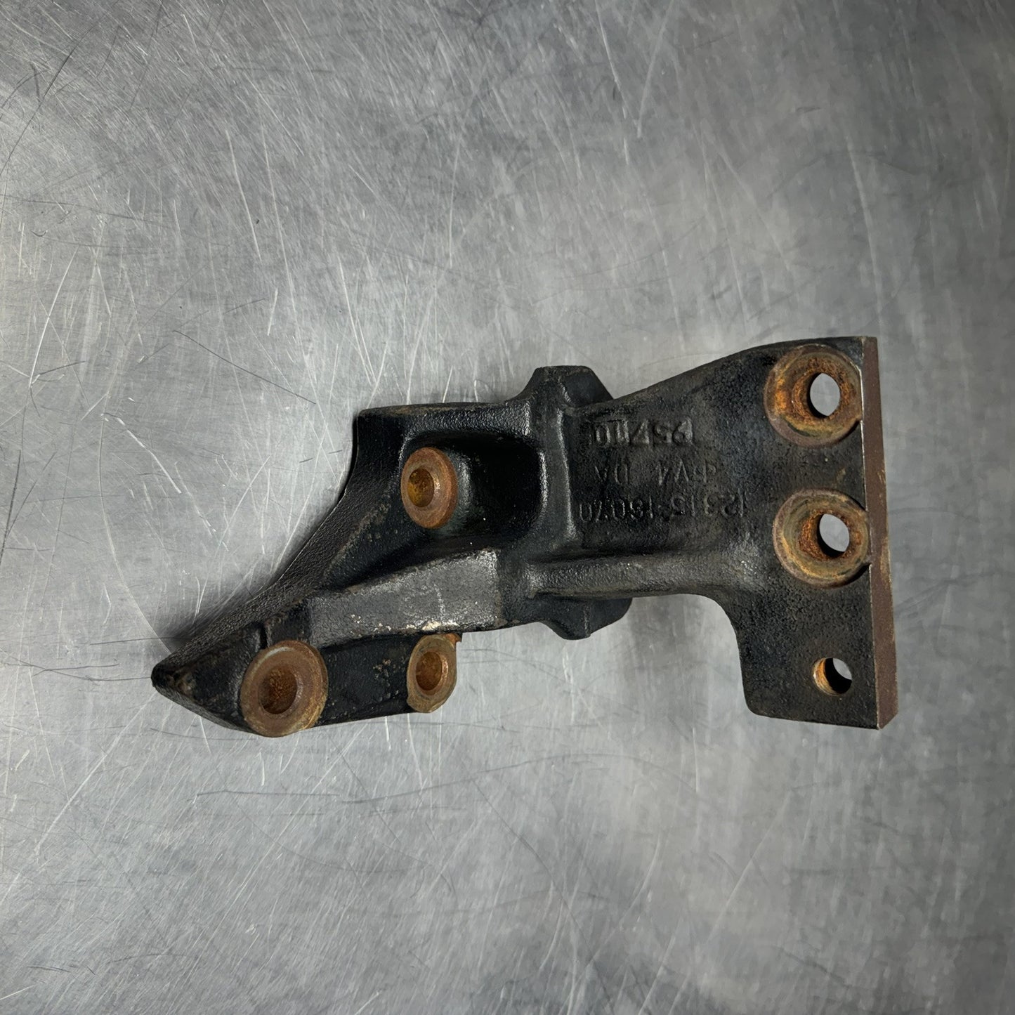 TOYOTA 4AGE RH ENGINE MOUNTING BRACKET / 4A-GE 20Valve 12315-16070 #1
