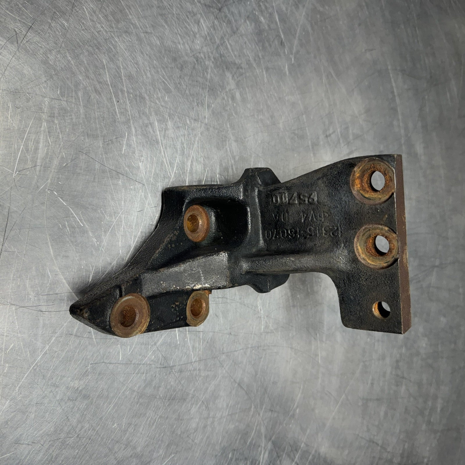 TOYOTA 4AGE RH ENGINE MOUNTING BRACKET / 4A-GE 20Valve 12315-16070 #1