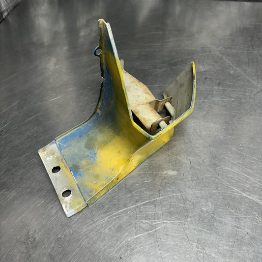 76 77 TOYOTA CELICA GT RA24 RA29 LEFT DRIVER BUMPER FILLER PANEL COVER TRIM #1