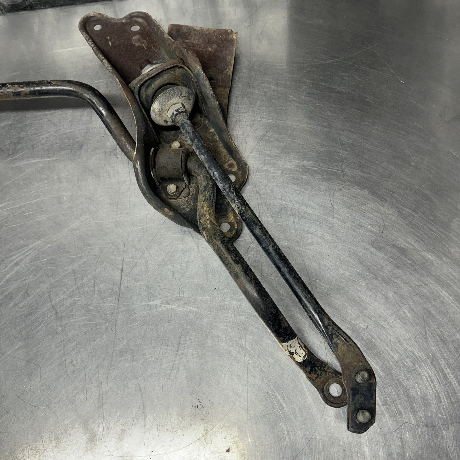 Toyota Corolla Ae86 Front Tension Rod Sway Bar Control Arms And Bracket #2